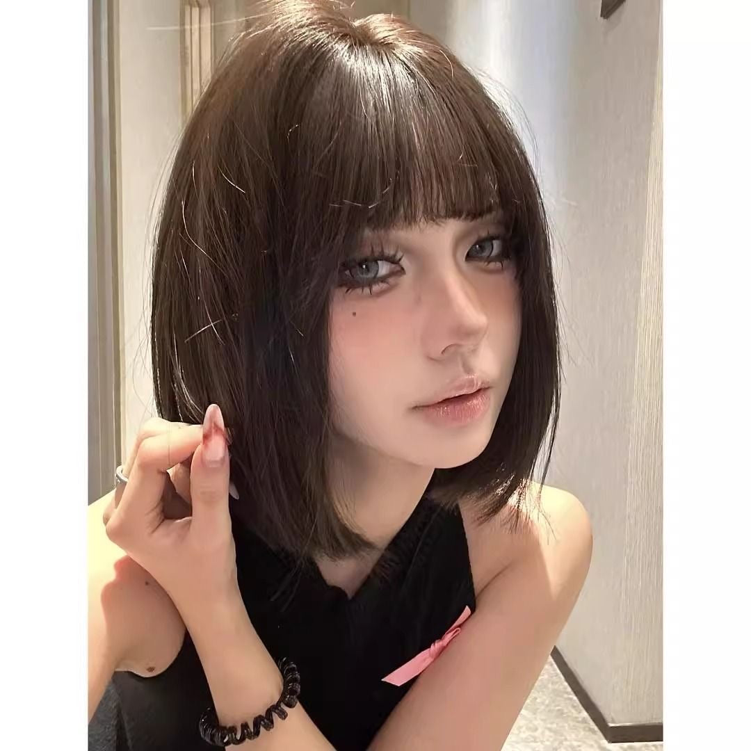 natural looking short hair pretty wigs
